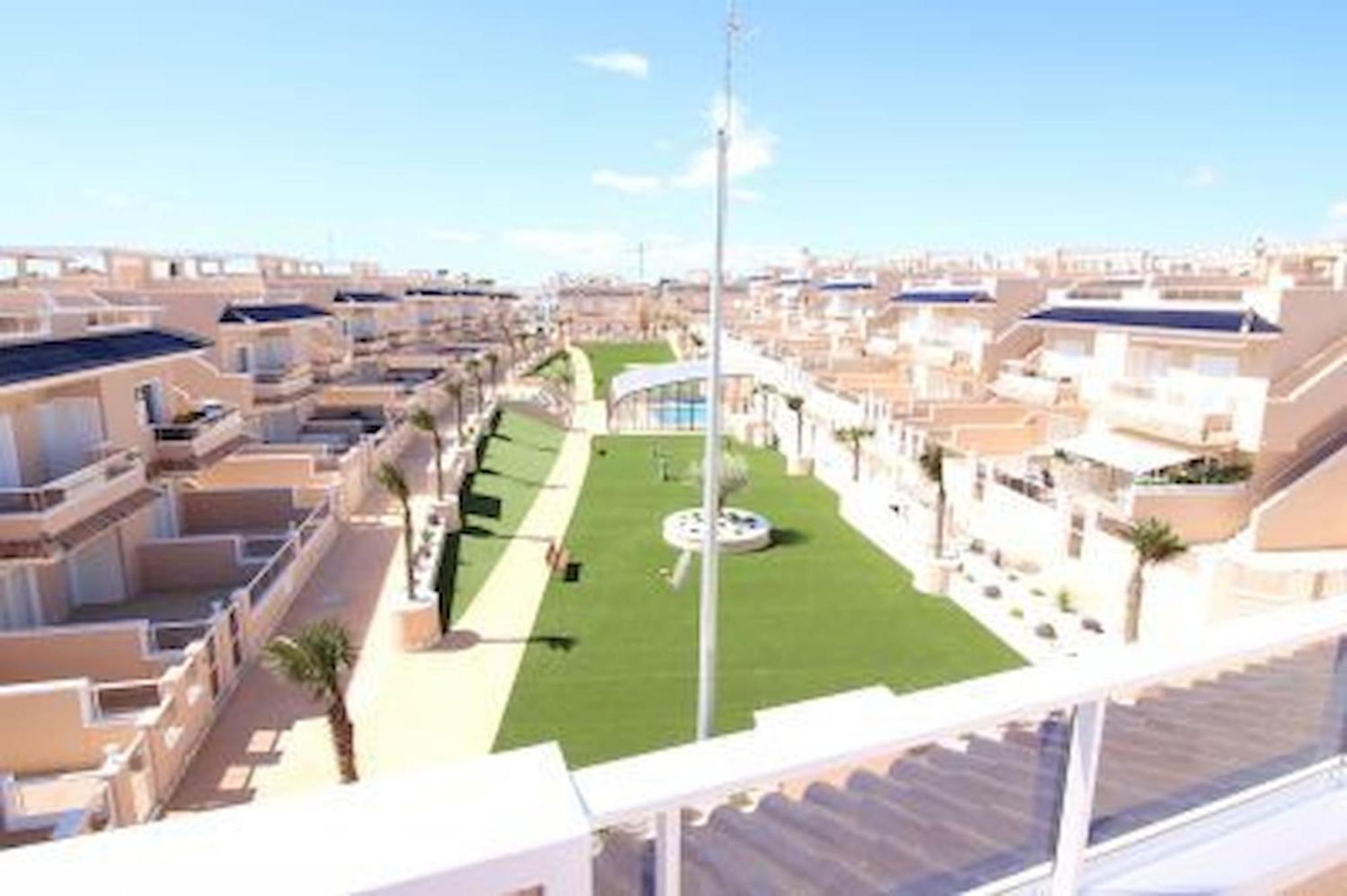 Apartments Punta Prima Indoor & Outdoor Pool Торевьиа Экстерьер фото