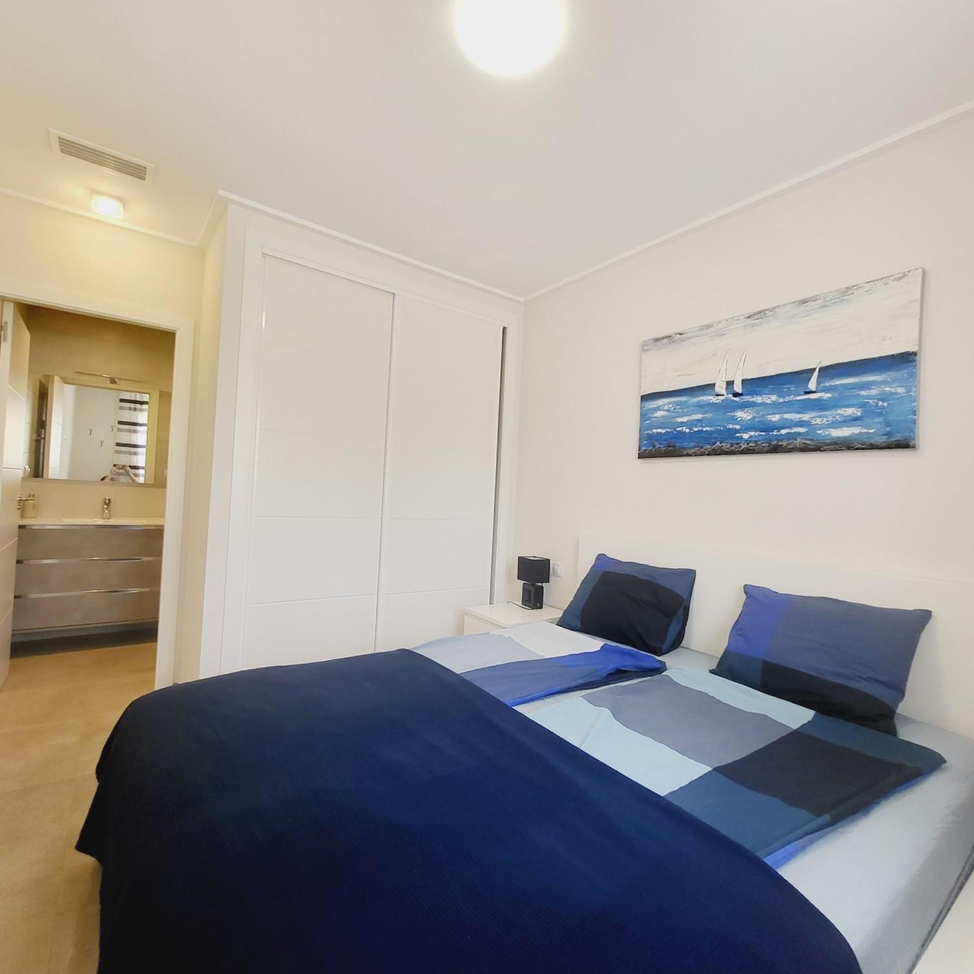 Apartments Punta Prima Indoor & Outdoor Pool Торевьиа Экстерьер фото